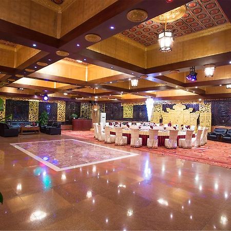 Wa King Town Hotel Canton Esterno foto