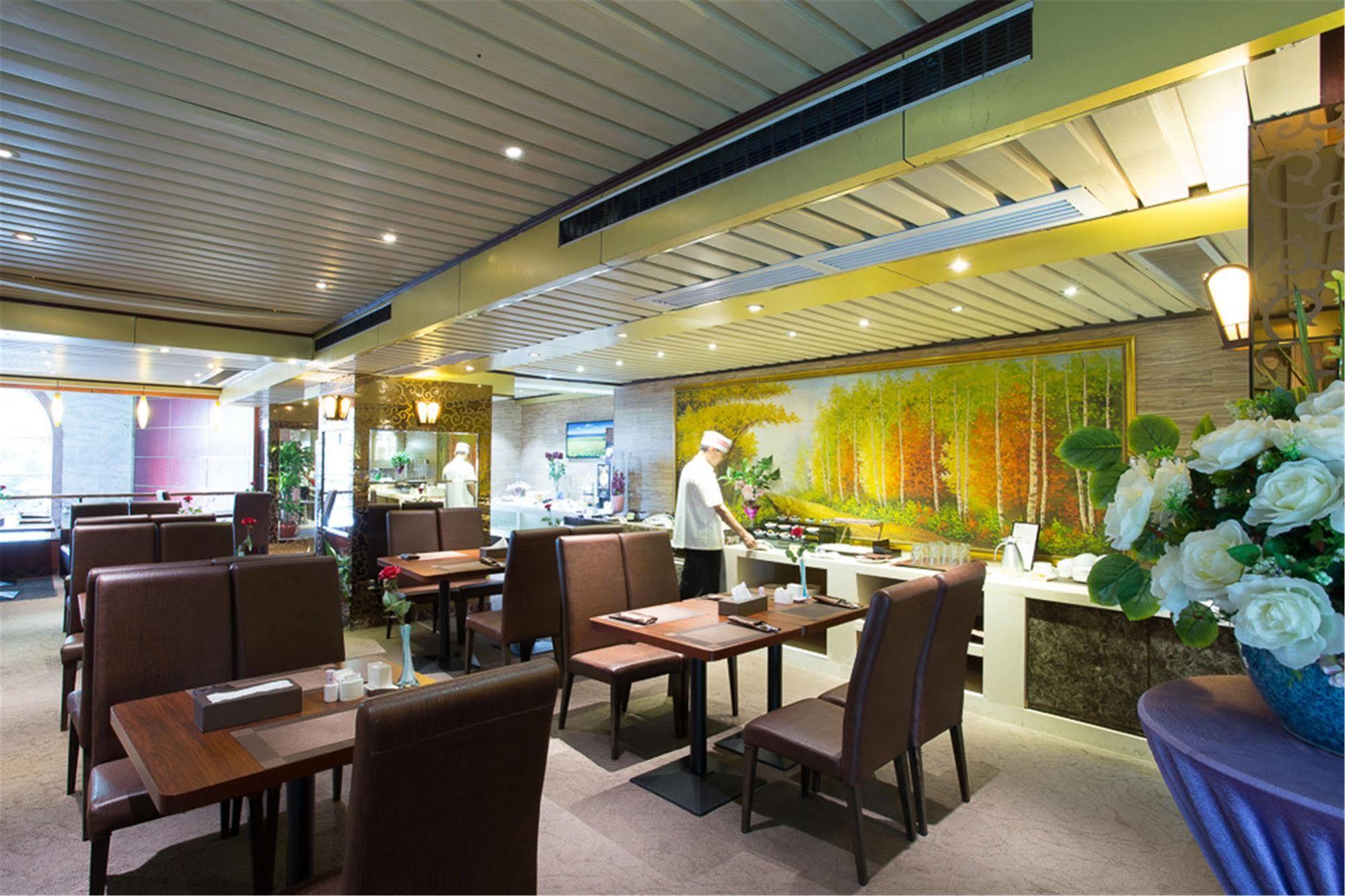 Wa King Town Hotel Canton Esterno foto