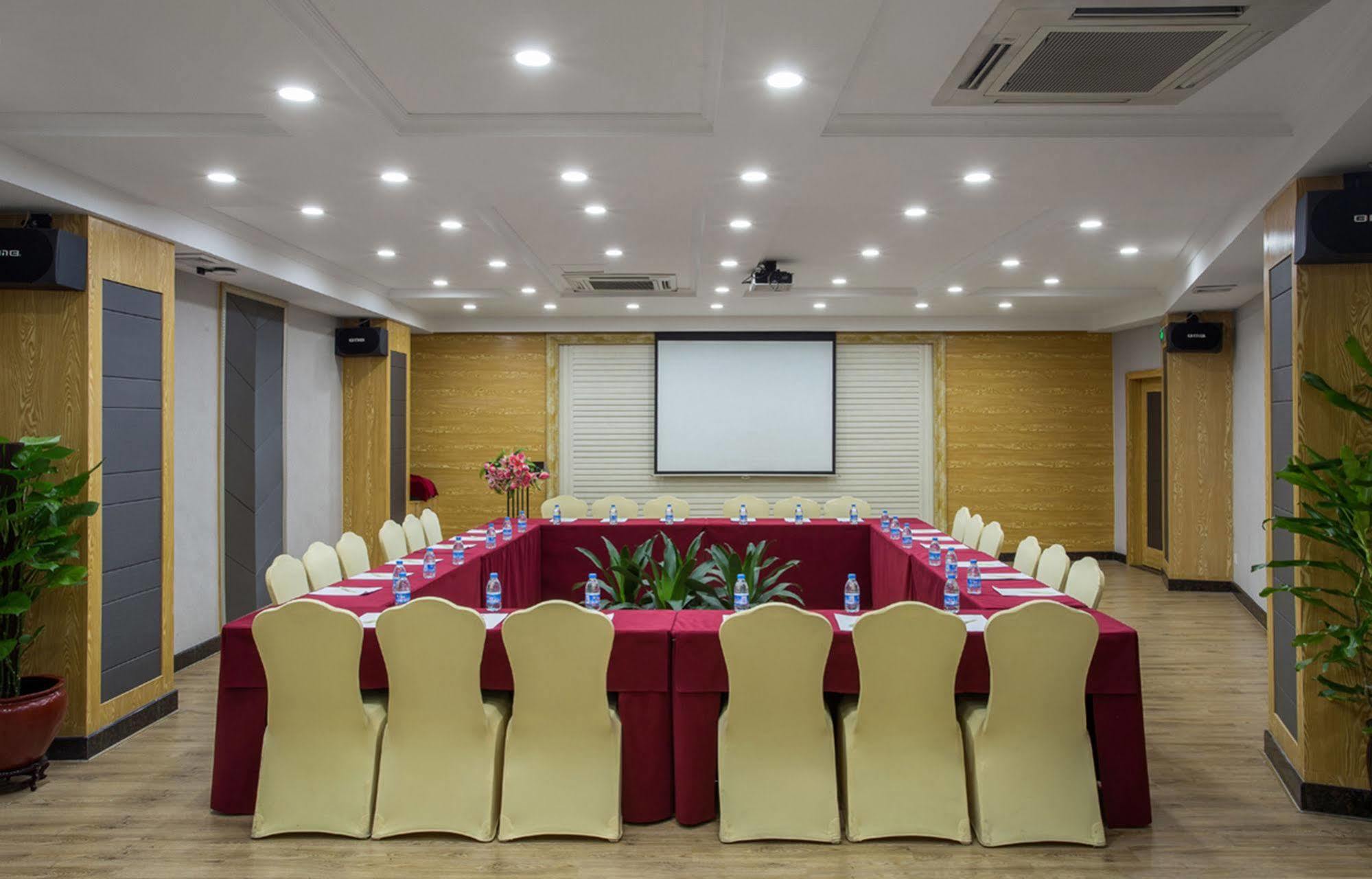 Wa King Town Hotel Canton Esterno foto